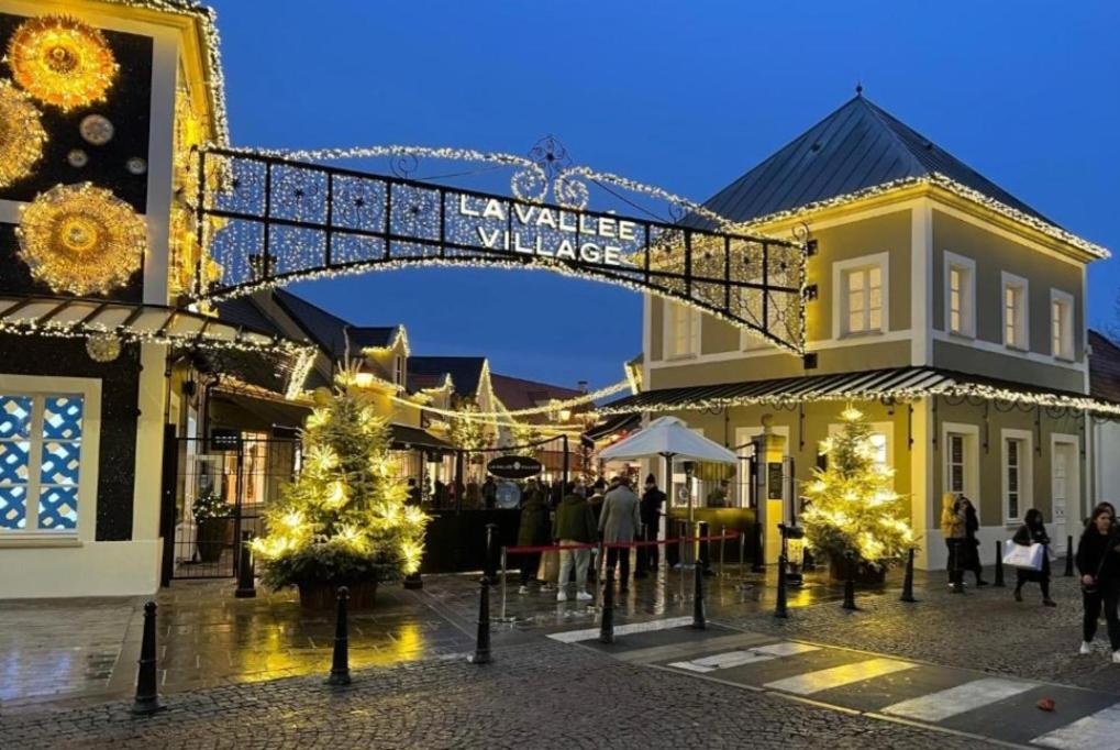 Magique Home Disney Serris Exterior foto